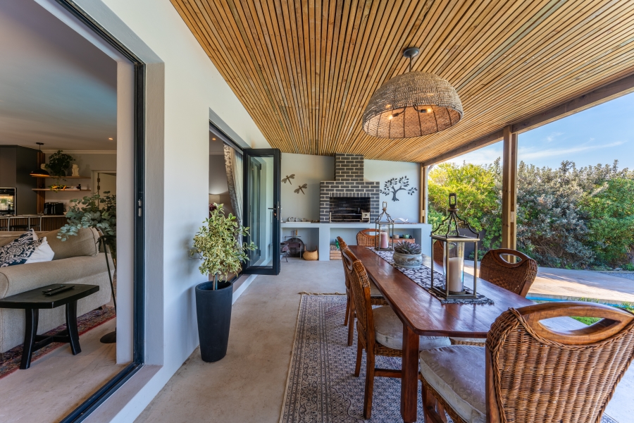 2 Bedroom Property for Sale in Cape St Francis Eastern Cape